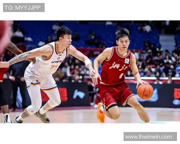 CBA吉林对阵上海的精彩对决结果揭晓，赛场风云再起引发热议